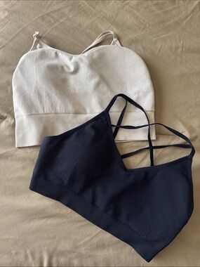 P’Tula Ribbed sports bra bundle- Black and Cream Medium